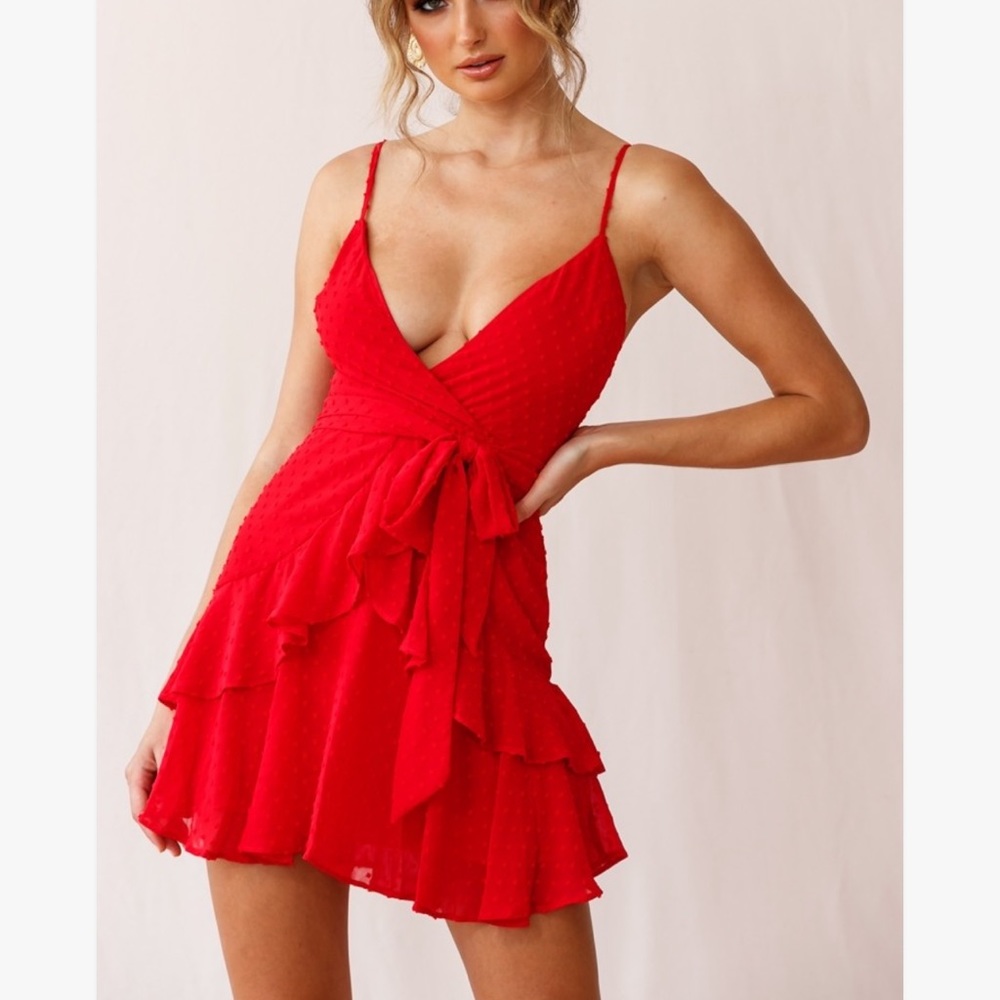 NWOT Selfie Leslie Kerry Mini Red Layer Dress